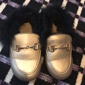 Gold shoes with Fur lining